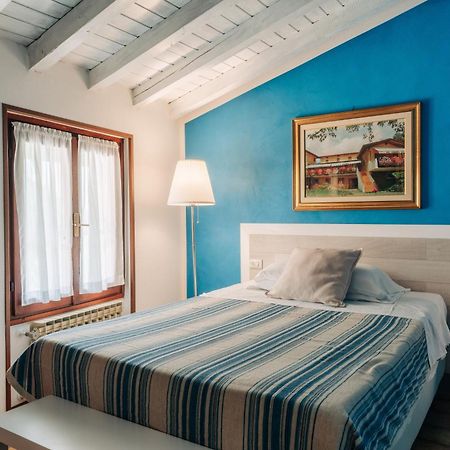 Hotel Colomber การ์โดเน ริเวียรา ภายนอก รูปภาพ